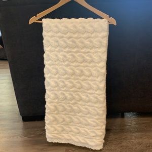 Knitted blanket